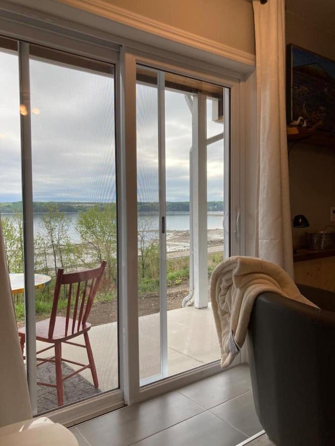 Suite 2 Fleche Du Fjord Vue Saguenay Mont Valin Saint-Fulgence Екстериор снимка